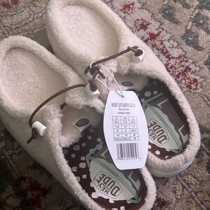 Hey Dude Kids Cream Fuzzy Slippers